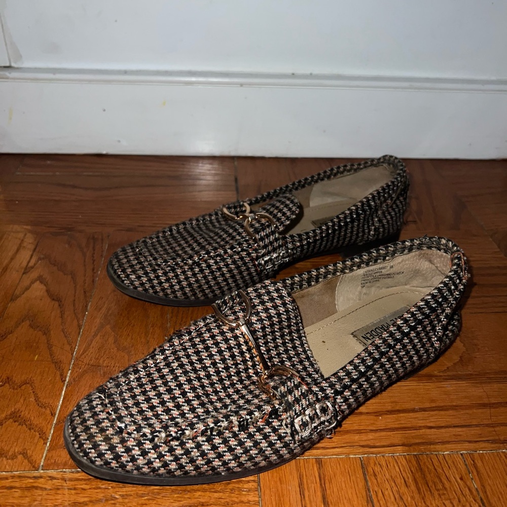 Steve Madden Houndstooth Flats in Brown